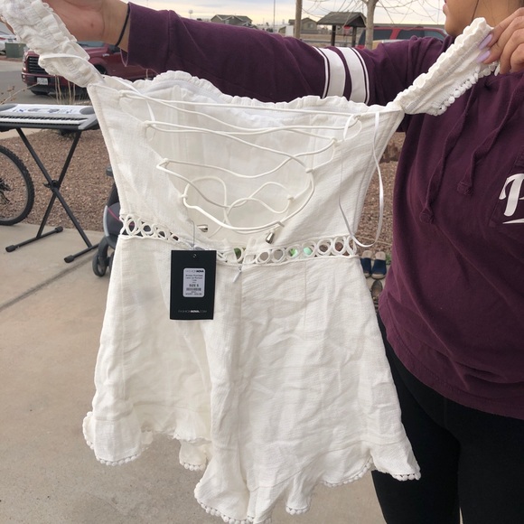 FASHIONNOVA ROMPER - Picture 4 of 6